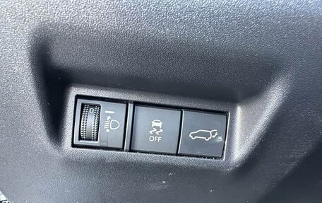 Toyota RAV4, 2026 год, 4 210 000 рублей, 15 фотография