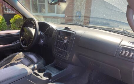 Ford Explorer III, 2002 год, 575 000 рублей, 11 фотография
