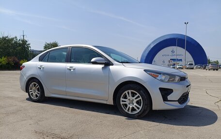 KIA Rio IV, 2020 год, 1 370 000 рублей, 3 фотография