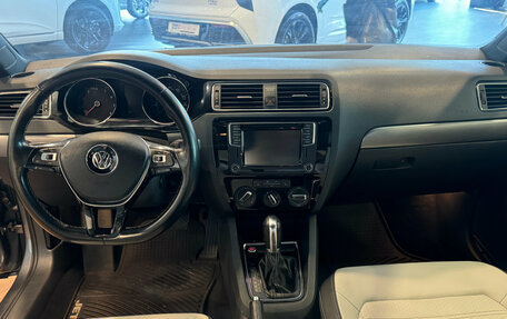Volkswagen Jetta VI, 2016 год, 1 390 000 рублей, 13 фотография