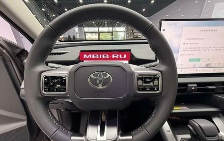 Toyota RAV4, 2026 год, 4 220 000 рублей, 12 фотография