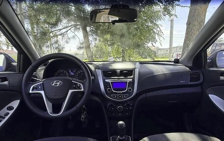 Hyundai Solaris II рестайлинг, 2013 год, 790 000 рублей, 11 фотография