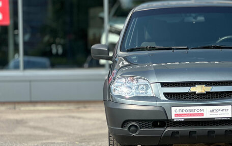 Chevrolet Niva I рестайлинг, 2017 год, 799 000 рублей, 6 фотография