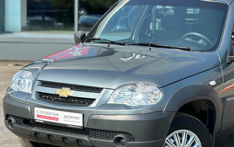 Chevrolet Niva I рестайлинг, 2017 год, 799 000 рублей, 2 фотография