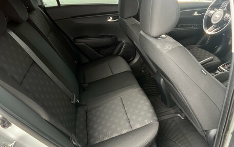 KIA Rio IV, 2018 год, 1 499 000 рублей, 10 фотография