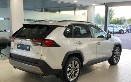 Toyota RAV4, 2022 год, 3 497 000 рублей, 6 фотография
