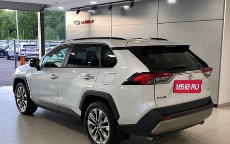 Toyota RAV4, 2022 год, 3 497 000 рублей, 4 фотография