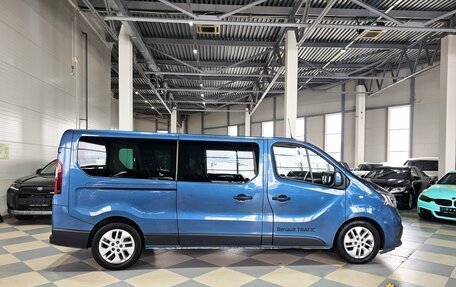 Renault Trafic, 2020 год, 3 849 000 рублей, 4 фотография