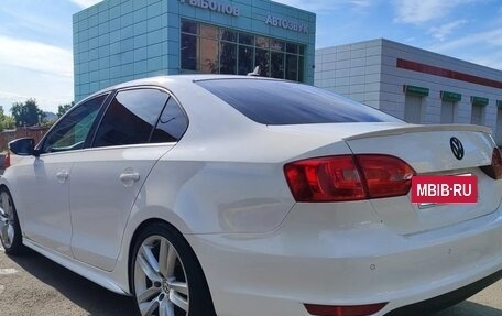 Volkswagen Jetta VI, 2013 год, 1 250 000 рублей, 6 фотография