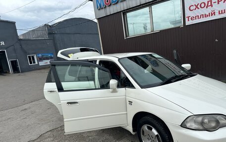Honda Odyssey II, 2001 год, 950 000 рублей, 2 фотография
