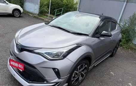 Toyota C-HR I рестайлинг, 2019 год, 2 450 000 рублей, 2 фотография