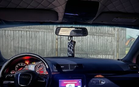 Audi A4, 2003 год, 580 000 рублей, 10 фотография