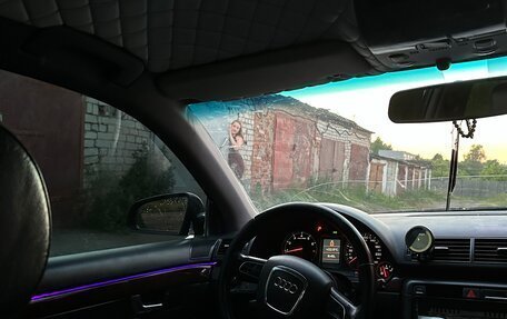 Audi A4, 2003 год, 580 000 рублей, 6 фотография