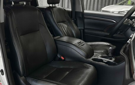Toyota Highlander III, 2014 год, 2 850 000 рублей, 16 фотография