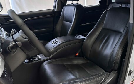 Toyota Highlander III, 2014 год, 2 850 000 рублей, 11 фотография