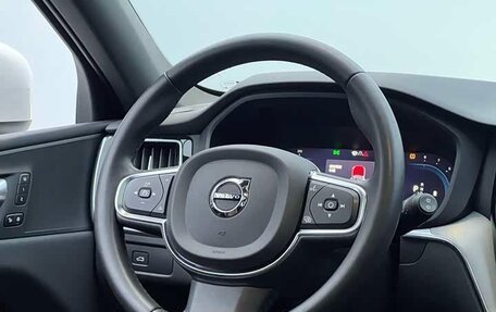 Volvo XC60 II, 2022 год, 5 000 666 рублей, 10 фотография