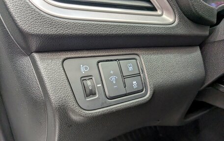 Hyundai Solaris II рестайлинг, 2022 год, 1 665 000 рублей, 10 фотография