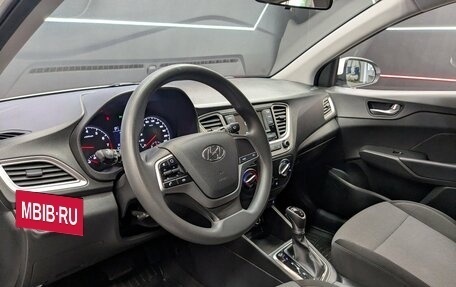 Hyundai Solaris II рестайлинг, 2022 год, 1 665 000 рублей, 7 фотография