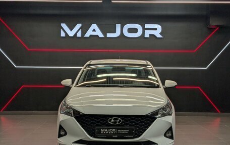 Hyundai Solaris II рестайлинг, 2022 год, 1 665 000 рублей, 23 фотография
