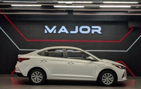 Hyundai Solaris II рестайлинг, 2022 год, 1 665 000 рублей, 26 фотография