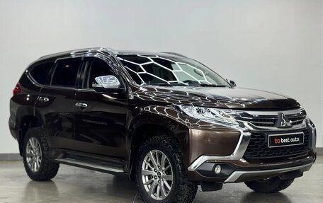 Mitsubishi Pajero Sport III рестайлинг, 2019 год, 2 690 000 рублей, 3 фотография