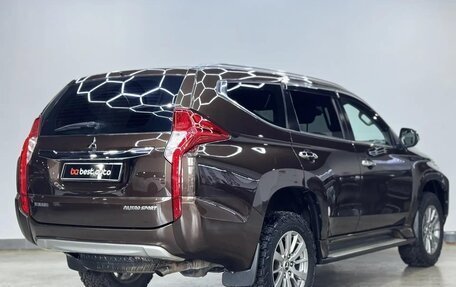 Mitsubishi Pajero Sport III рестайлинг, 2019 год, 2 690 000 рублей, 5 фотография