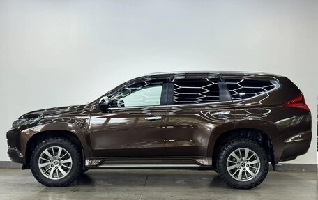 Mitsubishi Pajero Sport III рестайлинг, 2019 год, 2 690 000 рублей, 8 фотография