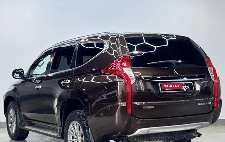 Mitsubishi Pajero Sport III рестайлинг, 2019 год, 2 690 000 рублей, 7 фотография
