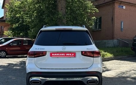 Mercedes-Benz GLB, 2020 год, 4 150 000 рублей, 30 фотография