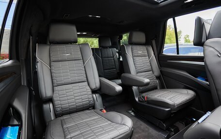 Cadillac Escalade V, 2026 год, 20 400 000 рублей, 19 фотография