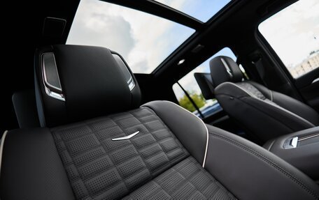 Cadillac Escalade V, 2026 год, 20 400 000 рублей, 16 фотография