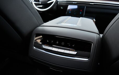 Cadillac Escalade V, 2026 год, 20 400 000 рублей, 33 фотография