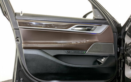BMW 7 серия, 2020 год, 5 350 000 рублей, 21 фотография