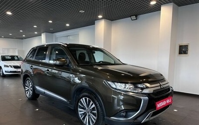 Mitsubishi Outlander III рестайлинг 3, 2020 год, 2 093 000 рублей, 1 фотография