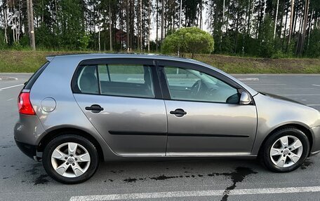 Volkswagen Golf V, 2004 год, 333 000 рублей, 3 фотография