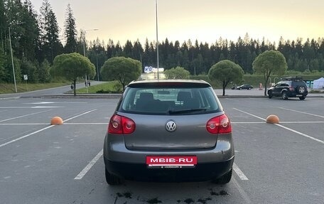 Volkswagen Golf V, 2004 год, 333 000 рублей, 2 фотография