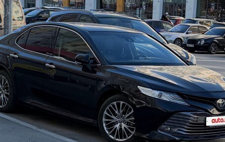 Toyota Camry, 2018 год, 1 800 000 рублей, 4 фотография