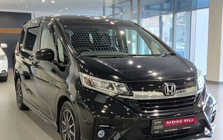 Honda Freed II, 2020 год, 2 100 000 рублей, 3 фотография