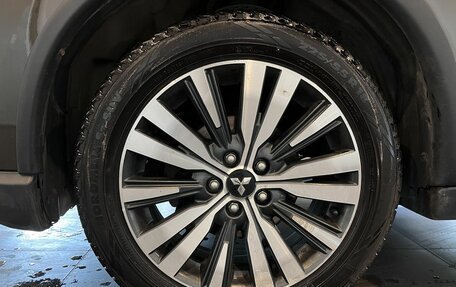Mitsubishi Outlander III рестайлинг 3, 2020 год, 2 093 000 рублей, 17 фотография
