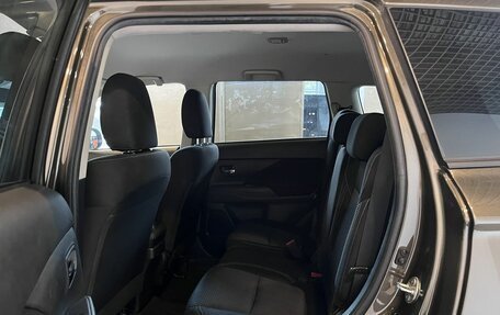 Mitsubishi Outlander III рестайлинг 3, 2020 год, 2 093 000 рублей, 21 фотография