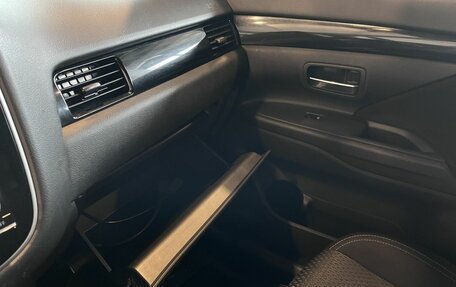 Mitsubishi Outlander III рестайлинг 3, 2020 год, 2 093 000 рублей, 27 фотография