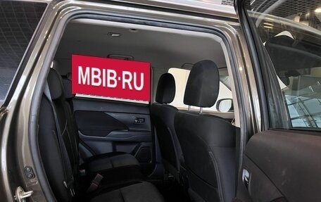 Mitsubishi Outlander III рестайлинг 3, 2020 год, 2 093 000 рублей, 23 фотография