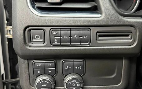 Chevrolet Tahoe IV, 2021 год, 7 450 000 рублей, 9 фотография
