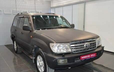 Toyota Land Cruiser 100 рестайлинг 2, 2006 год, 1 246 000 рублей, 1 фотография