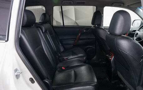 Toyota Highlander III, 2013 год, 1 844 000 рублей, 13 фотография