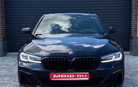 BMW 5 серия, 2021 год, 4 490 000 рублей, 2 фотография
