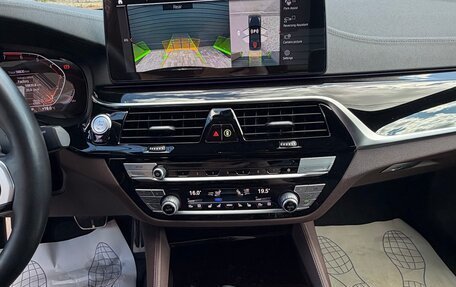 BMW 5 серия, 2021 год, 4 490 000 рублей, 11 фотография