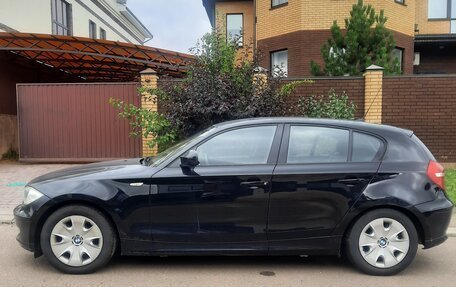 BMW 1 серия, 2010 год, 1 100 000 рублей, 3 фотография