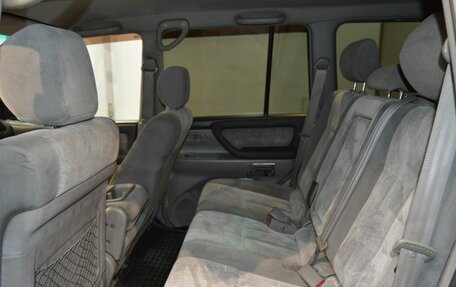 Toyota Land Cruiser 100 рестайлинг 2, 2006 год, 1 246 000 рублей, 14 фотография