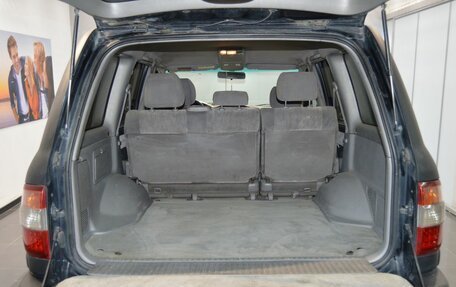 Toyota Land Cruiser 100 рестайлинг 2, 2006 год, 1 246 000 рублей, 11 фотография